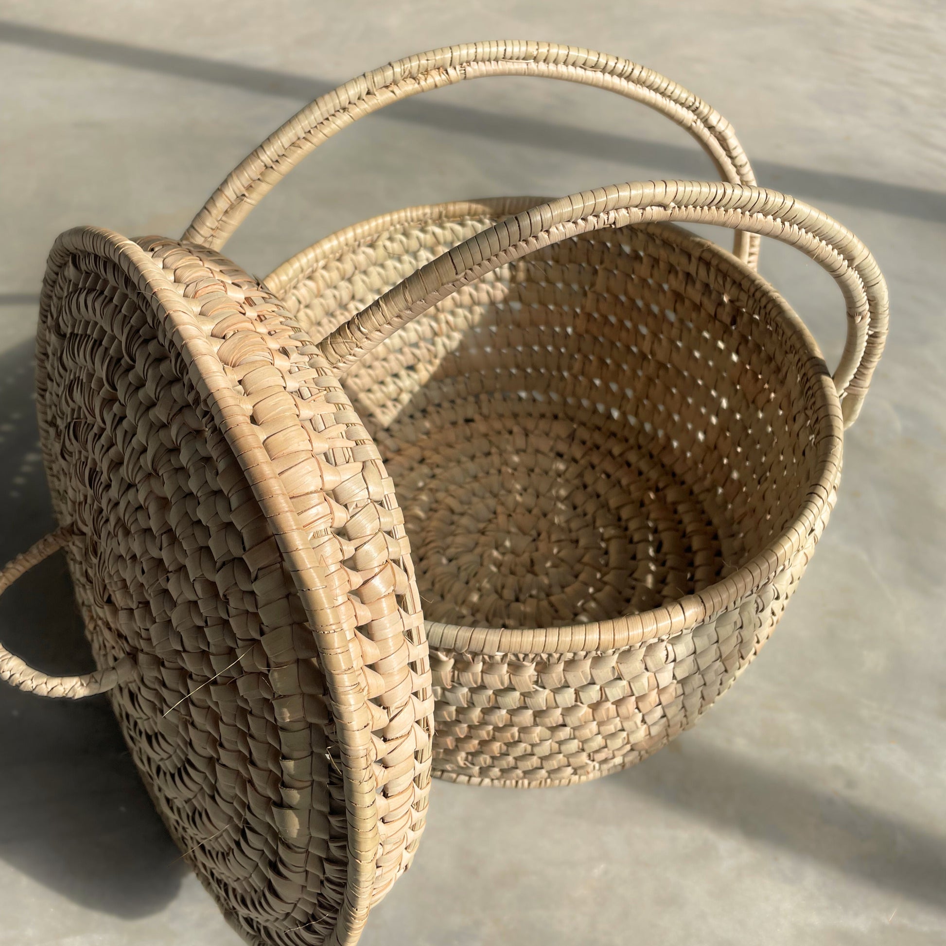 Handmade woven basket for luxury shopping lodges restaurants hotel display 